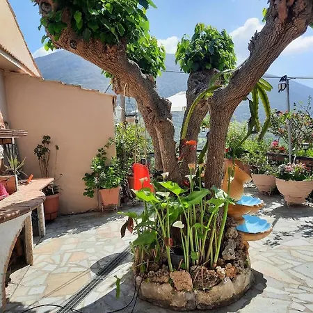 Toulas House Divarata
