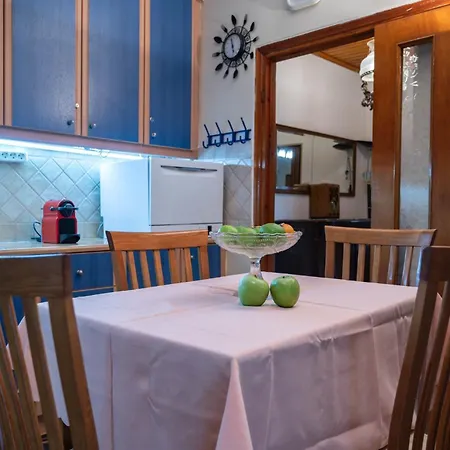 Toulas House Holiday home