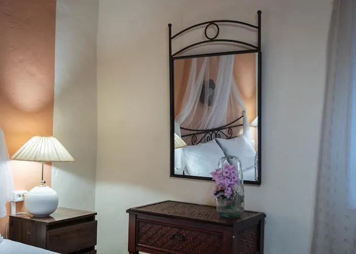 Toulas House Holiday home Divarata