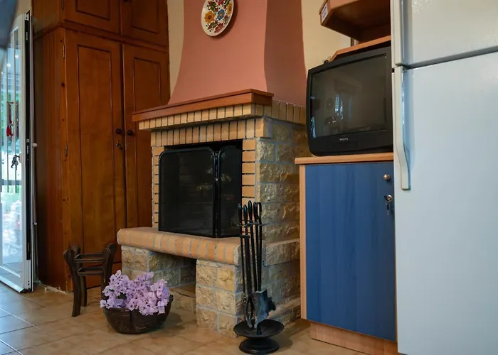 Toulas House * Divarata