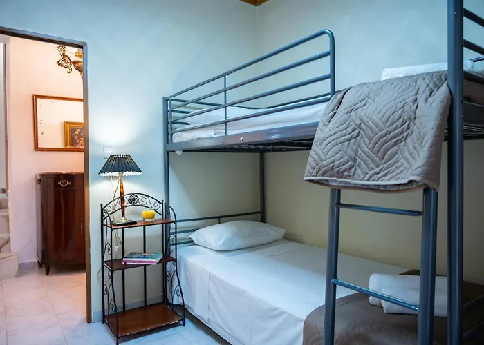 Toulas House Holiday home *