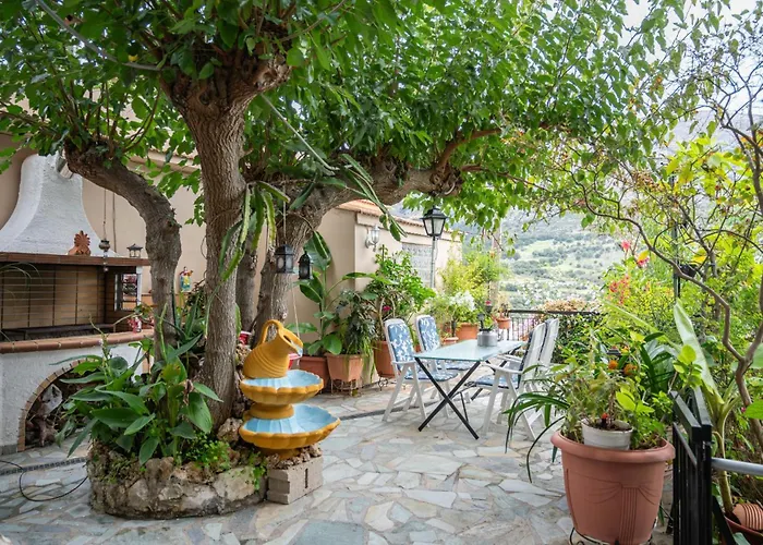 Toulas House Divarata