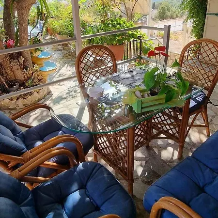 Toulas House Divarata